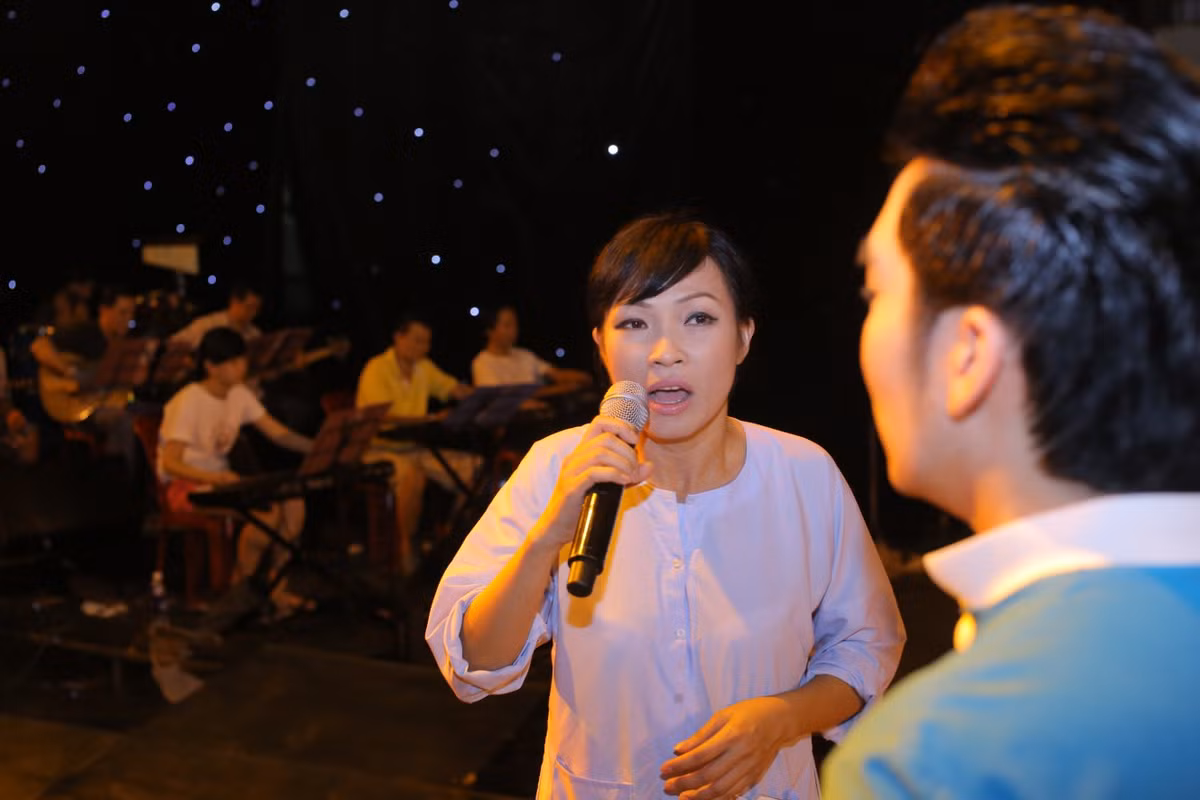 Người chị em luôn song hành cùng Siu Black là ca sĩ Phương Thanh