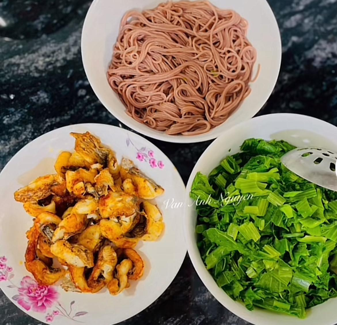 Bi quyet nau mon bun ca ro phi thom ngon, bo duong-Hinh-4