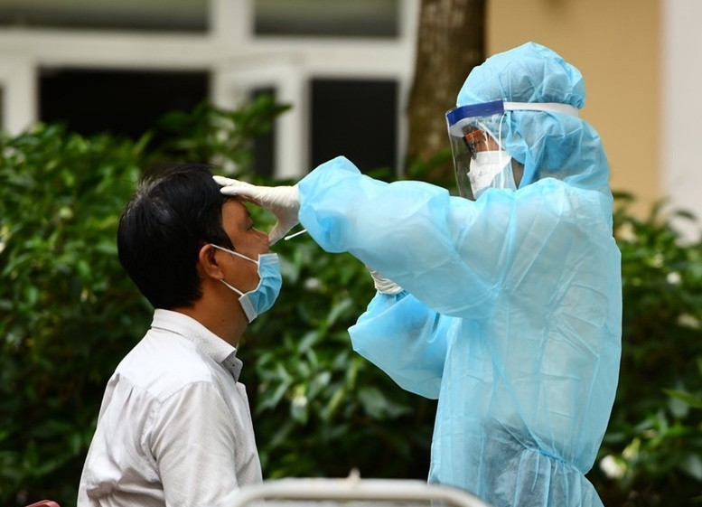 Khi nao TP HCM nen ap dung giai phap dieu tri F0 tai nha?