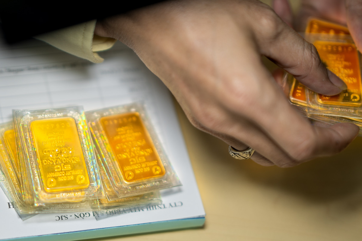 Giá vàng hôm nay 17/8: USD tăng vọt trở lại, vàng giảm sâu - Hình 2 Gia vang hom nay 17/8: USD tang vot tro lai, vang giam sau-Hinh-2