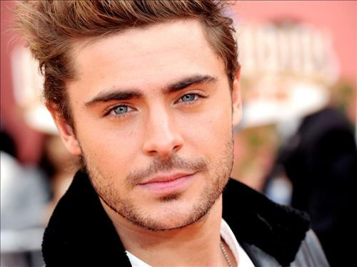 Đàn ông có Địa các rộng, đầy đặn, vận thế tuổi già tốt đẹp, con cái hiếu thuận, có thể an yên hưởng hạnh phúc. Những người có nét tướng này rất coi trọng cuộc sống hôn nhân, gia đình. Họ sẵn sàng làm hết mọi chuyện để mang lại hạnh phúc cho người bạn đời cũng như con cái của mình.