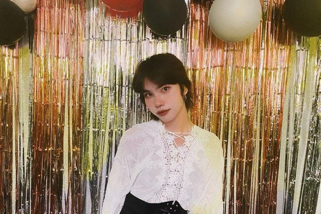 Nữ sinh Đại học Hà Nội truyền cảm hứng cho cộng đồng chuyển giới nữ - Hình 5 Nu sinh Dai hoc Ha Noi truyen cam hung cho cong dong chuyen gioi nu-Hinh-5