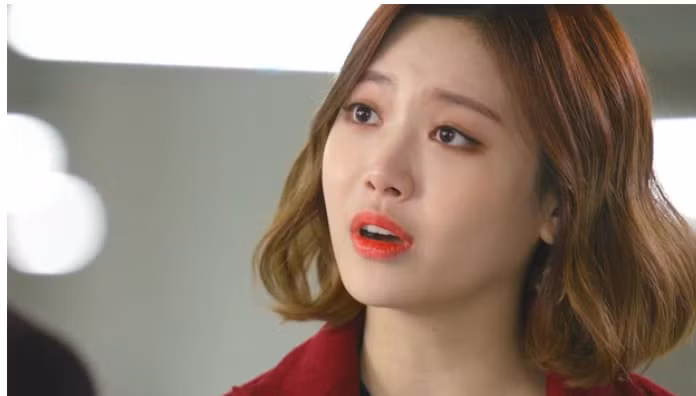 Toi vua cho con an xong thi bi chong tat chay ma