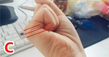 Nam ban tay dem duong chi vai giay, biet ngay giau sang hay ngheo hen-Hinh-3