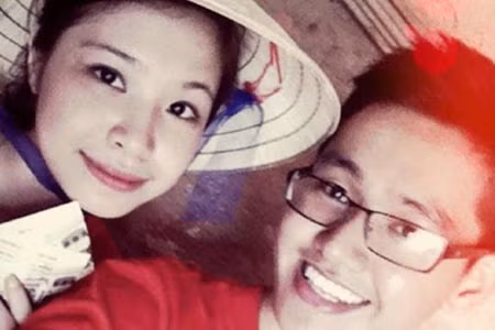 Gap co gai lam clip to tinh ngay Ca thang Tu