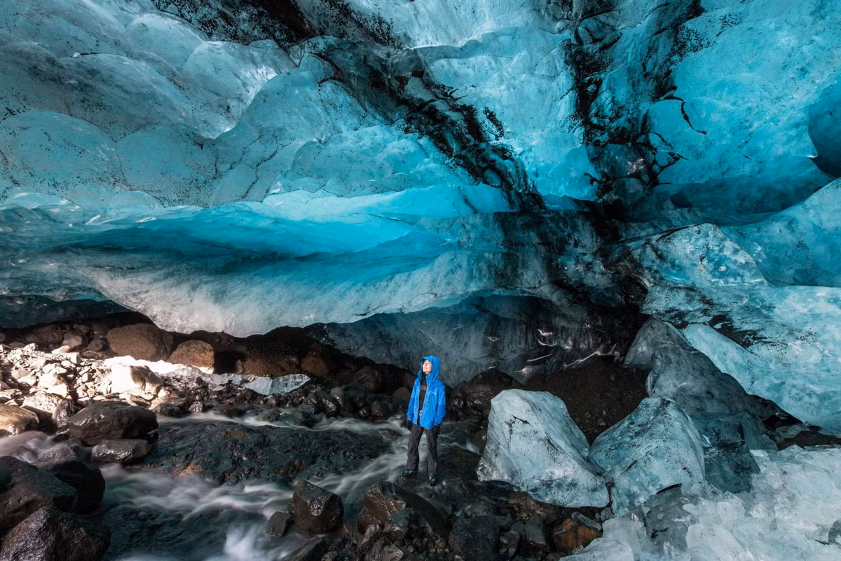 Khung canh sieu thuc trong hang dong bang dep nhat hanh tinh-Hinh-2