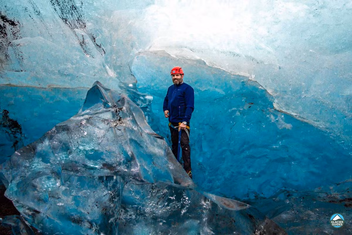 Tháng 11/1996, núi lửa cạnh các sông băng đã phun trào làm tan chảy nhiều tấn băng và gây ra trận lụt lớn kéo dài hai ngày. Những vùng lũ đi qua đã để lại những tảng băng lớn đến tận hôm nay. Ảnh: Glacier Guides.