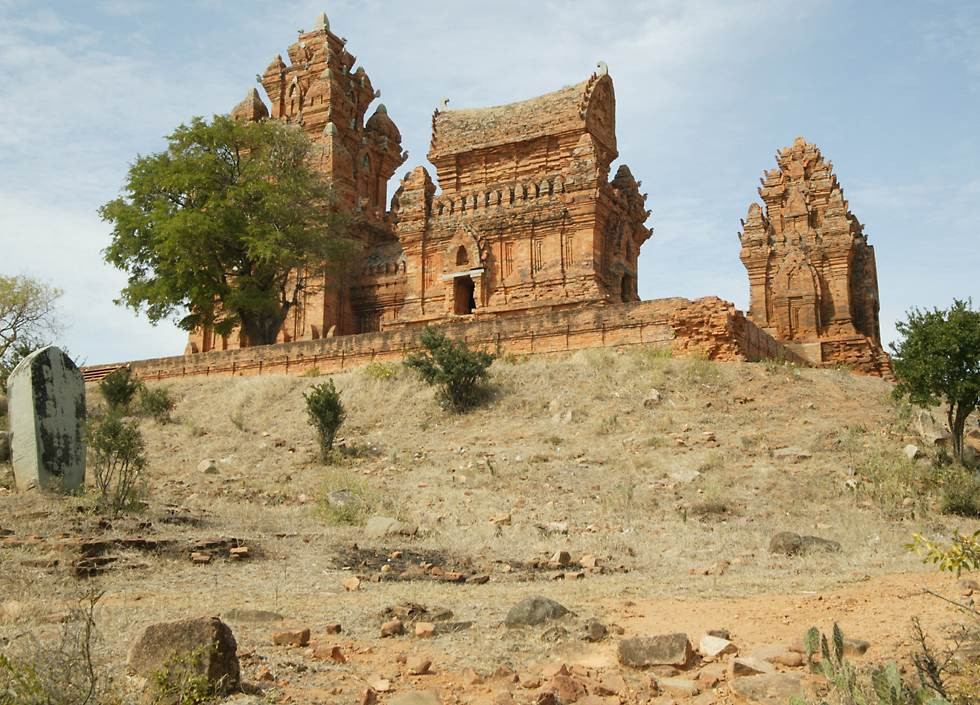 Tháp Po Klong Garai ở Phan Rang - Tháp Chàm. Ảnh: Richard-seaman.com.