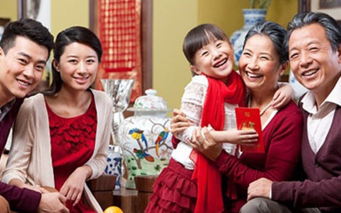 Ngoài ra, sự giàu có còn mang đến cho các gia đình nhiều cơ hội trải nghiệm cuộc sống, mở rộng tầm nhìn và nuôi dưỡng sự hiểu biết độc lập của trẻ về thế giới.