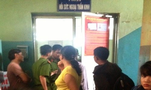 Thời điểm các nạn nhân được đưa vào bệnh viện Đồng Nai cấp cứu sau vụ nổ súng.