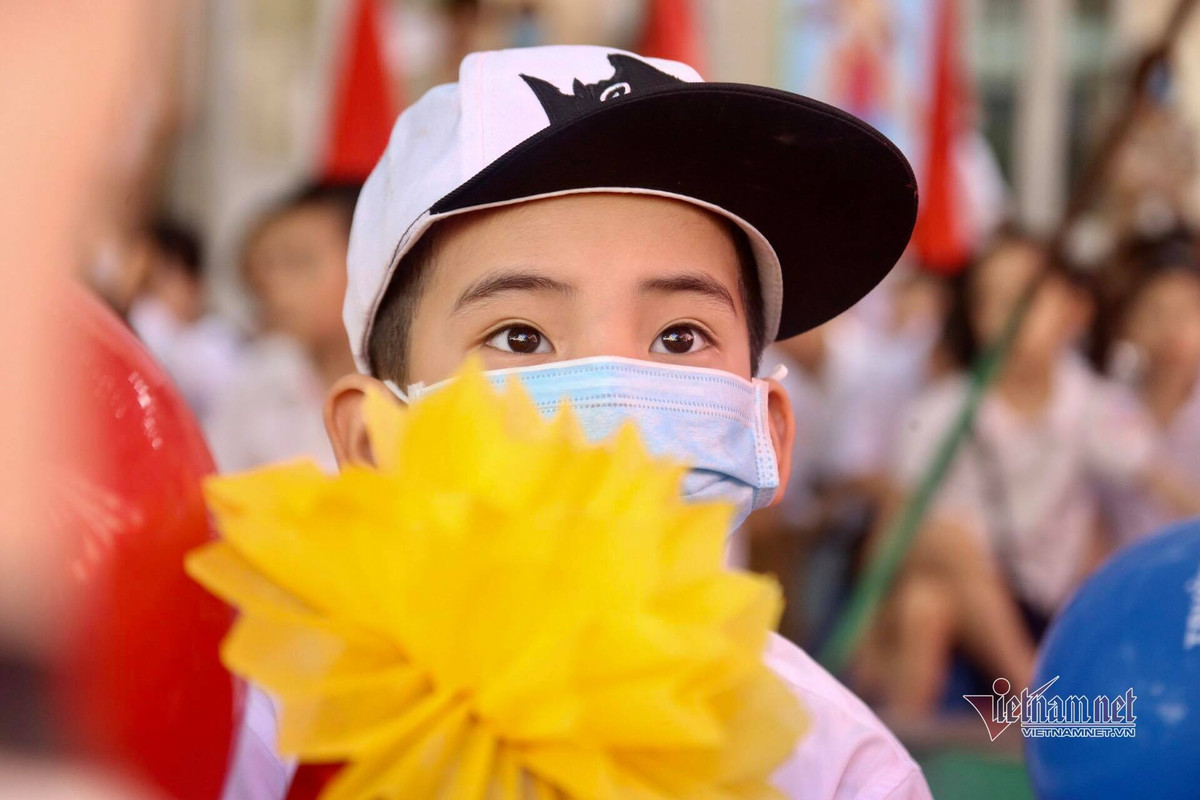 'Hom nay, toi di hoc' va nhung doi thay ngoan muc