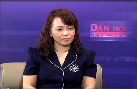 Bộ trưởng Bộ Y tế Nguyễn Thị Kim Tiến trong chương trình: "Dân hỏi Bộ trưởng trả lời".