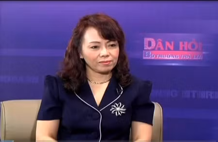 Bộ trưởng Bộ Y tế Nguyễn Thị Kim Tiến trong chương trình: "Dân hỏi Bộ trưởng trả lời".