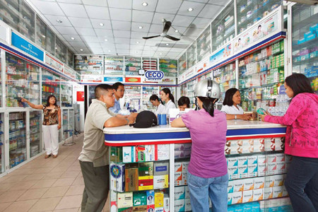 Bộ Y tế đang đẩy mạnh phong trào "Người Việt Nam dùng thuốc Việt Nam".