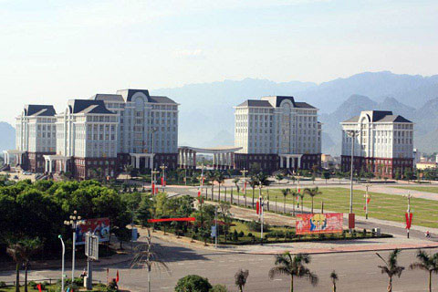 Khu hành chính tập trung và quảng trường lộng lẫy của tỉnh miền núi Lai Châu. Khu hành chính tập trung và quảng trường lộng lẫy của tỉnh miền núi Lai Châu.