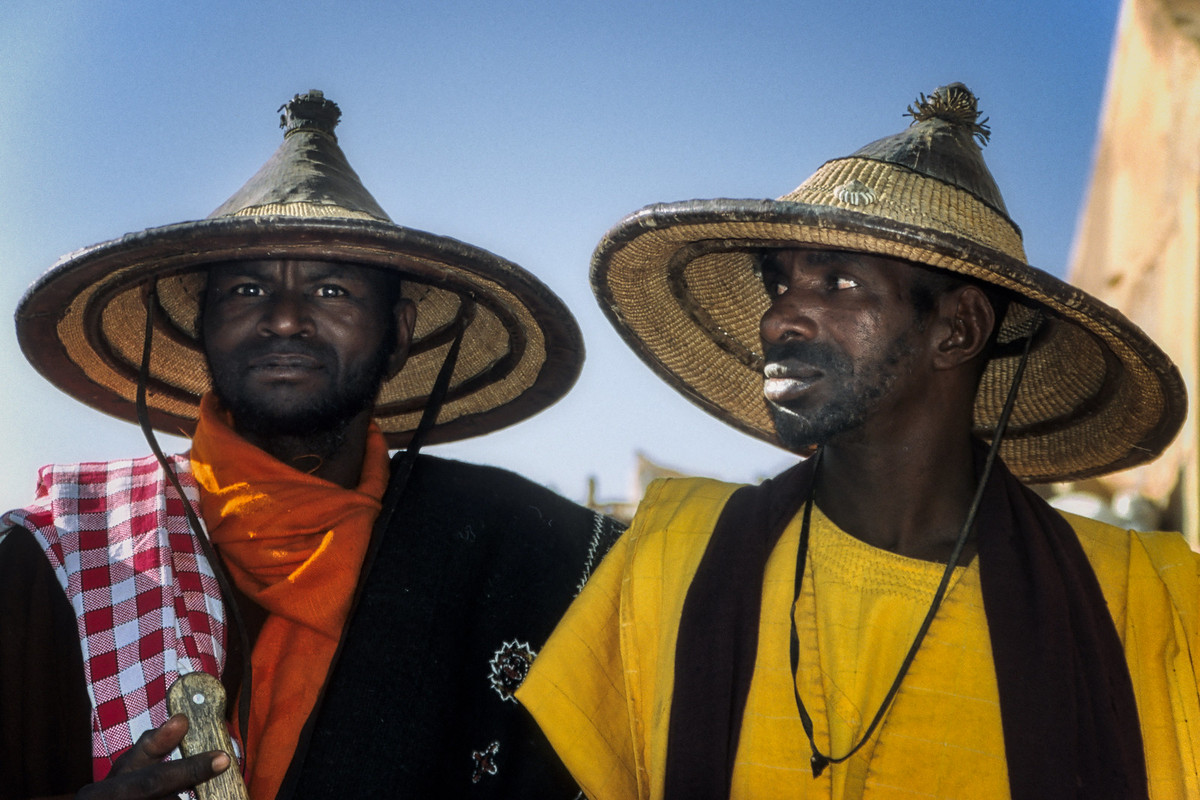 Chân dung hai nam giới ở Mopti.