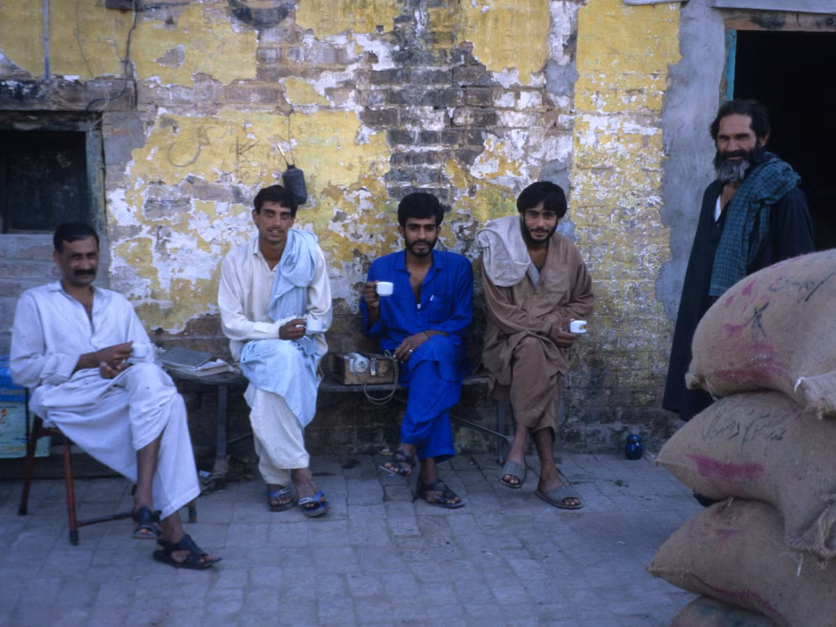 Một nhóm nam giởi ở Rawalpindi.