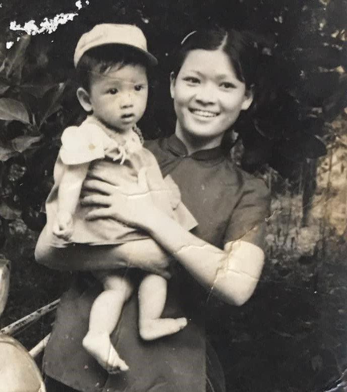 Không phải Nhã Phương, ái nữ giống hệt Trường Giang thời nhỏ Khong phai Nha Phuong, ai nu giong het Truong Giang thoi nho