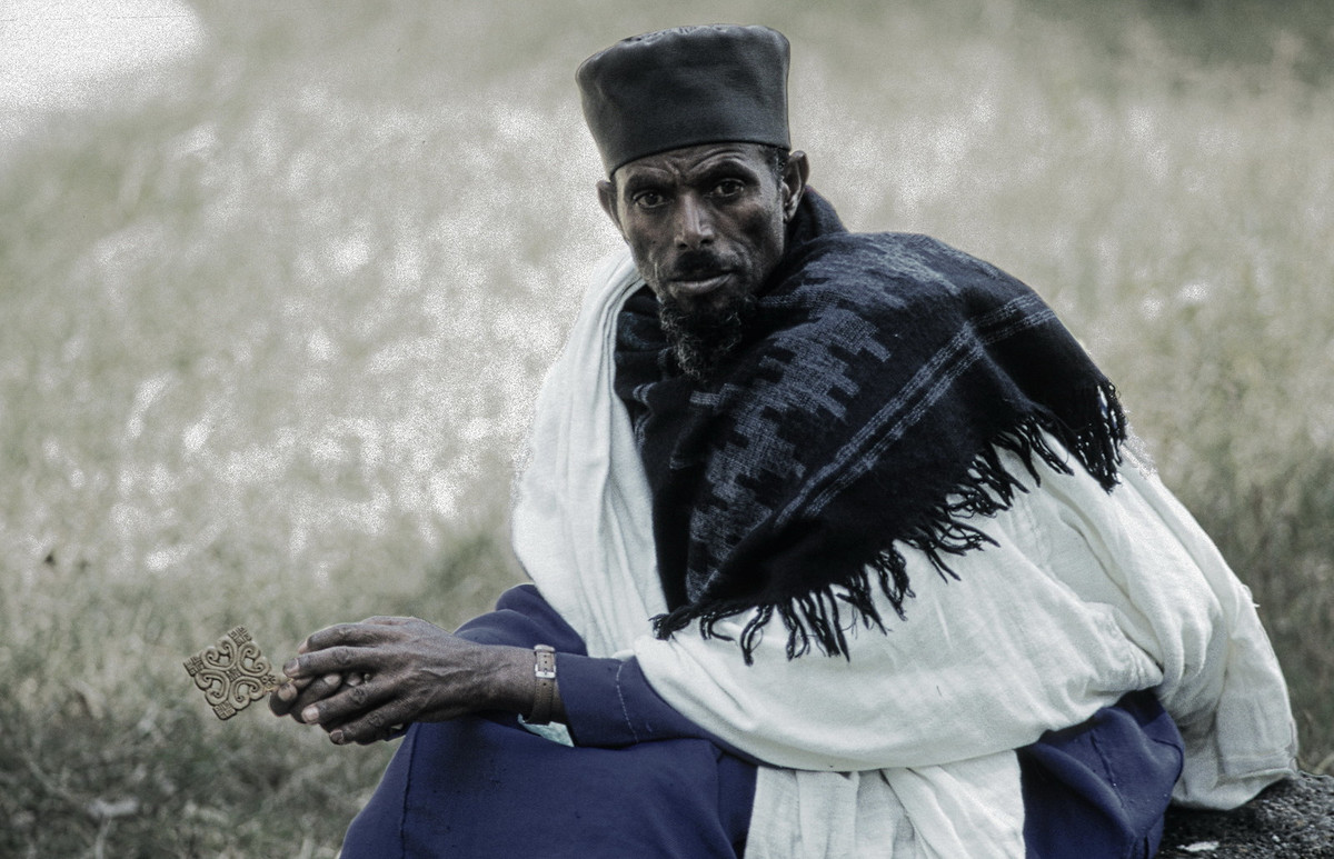 Chân dung một thầy tế Ethiopia.