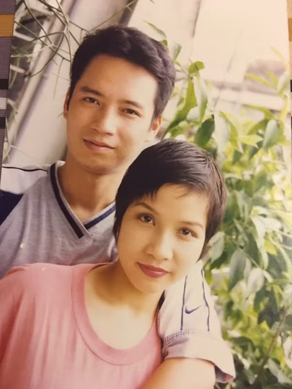 3 con cua My Linh - Anh Quan duoc cha me dau tu an hoc ra sao?