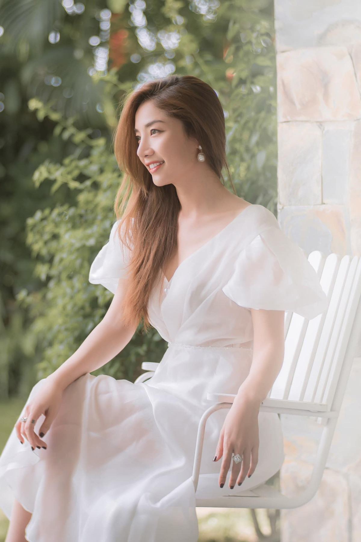 Minh Khuê “Thương ngày nắng về”: “Ngoài đời tôi đa nhân cách” - Hình 4 Minh Khue “Thuong ngay nang ve”: “Ngoai doi toi da nhan cach”-Hinh-4