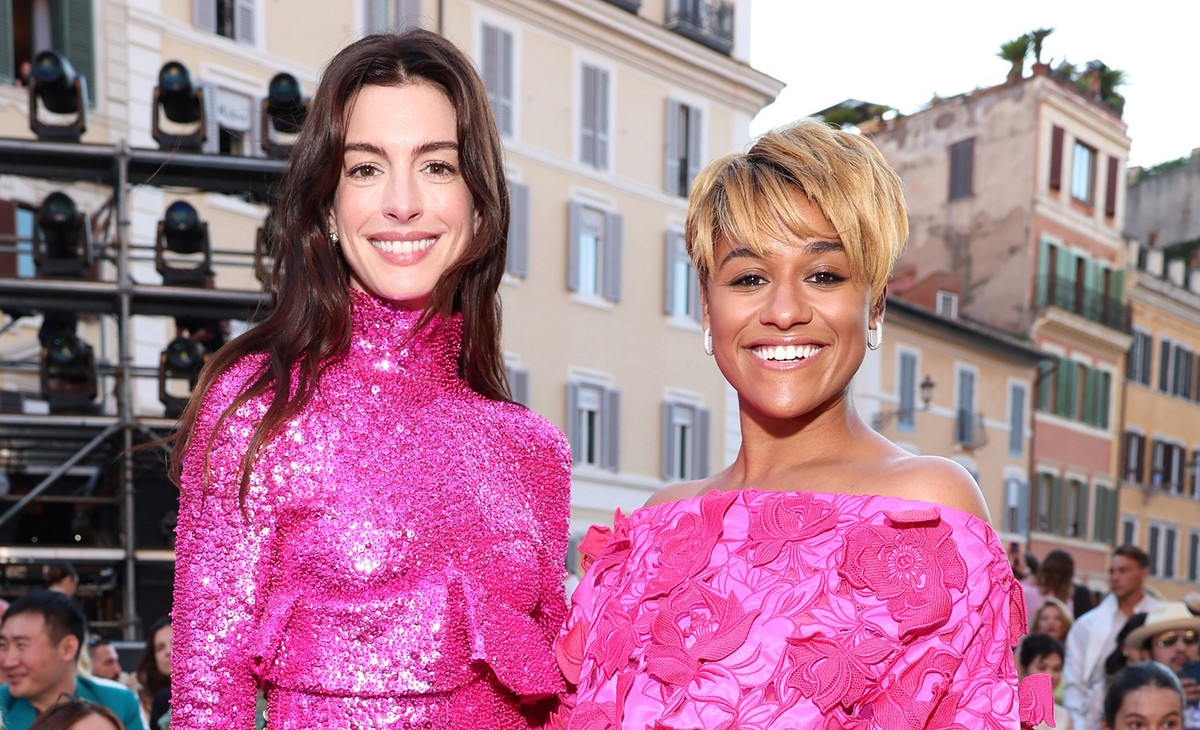 Minh tinh 'Black Widow' lang xe mot khong noi y-Hinh-6