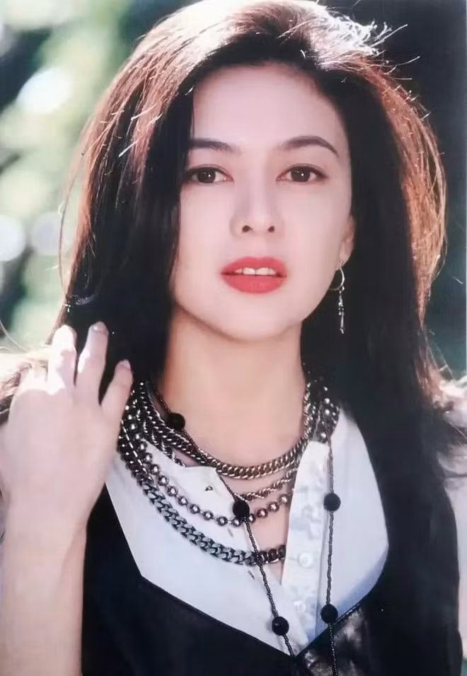 Cuoc song co doc cua my nhan “van nguoi me” so huu 1.500 ty dong-Hinh-2