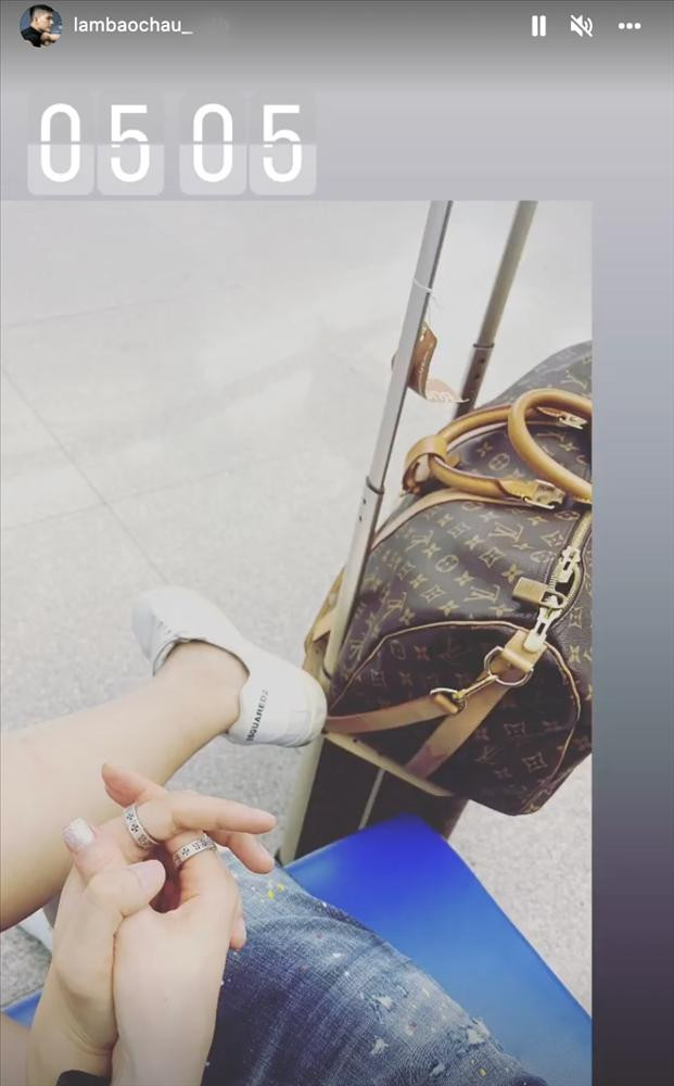 Le Quyen mat moc kem sac van duoc phi cong tre au yem o san bay-Hinh-2