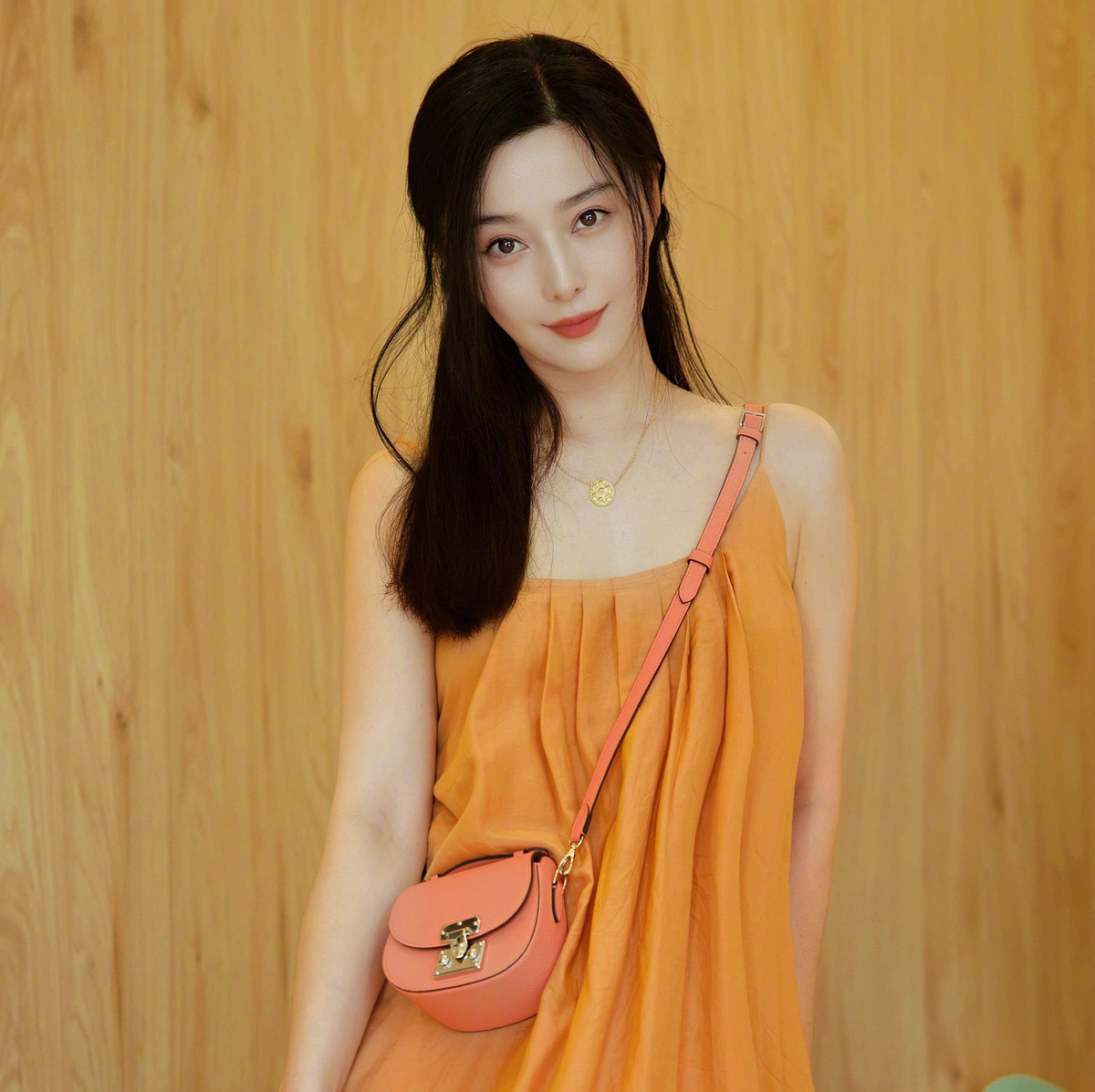 Pham Bang Bang 41 tuoi nhung duoc khen tre nhu 20-Hinh-6