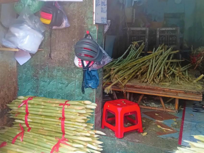 Nước mía 5.000 đồng/ly tuyệt chủng thời bão giá Nuoc mia 5.000 dong/ly tuyet chung thoi bao gia