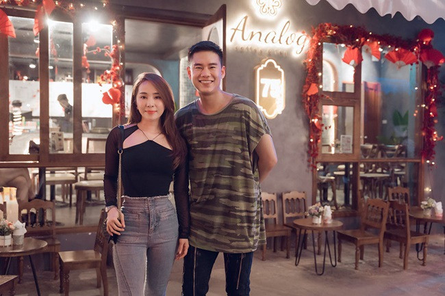 Điểm danh những cặp phi công - chị đẹp “hot” nhất màn ảnh Việt - Hình 2 Diem danh nhung cap phi cong - chi dep “hot” nhat man anh Viet-Hinh-2