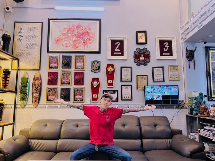 Bo nganh y di xam dao, chang trai Viet dat 4 giai thuong danh gia quoc te-Hinh-3