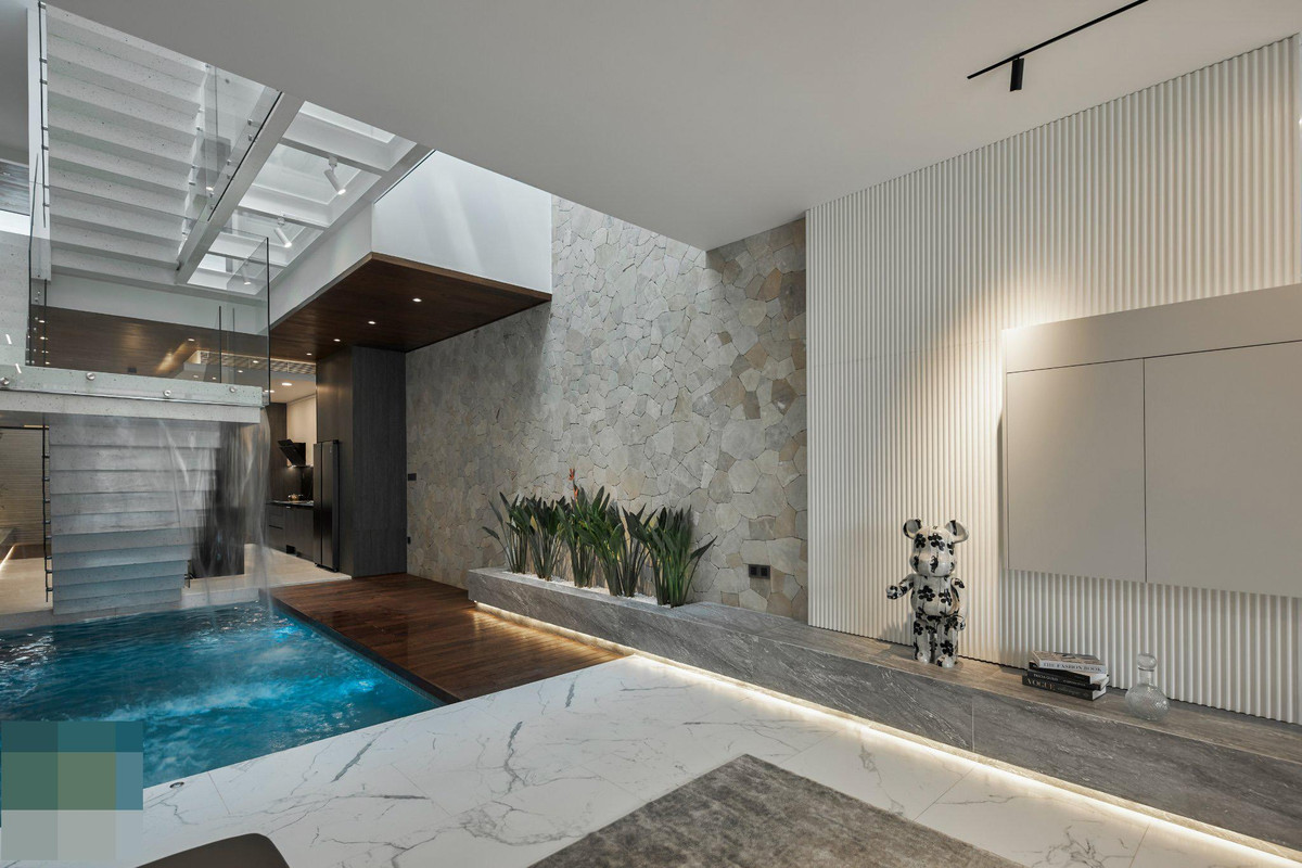 Ngoi nha co be boi sat phong khach mang resort vao khong gian song-Hinh-8