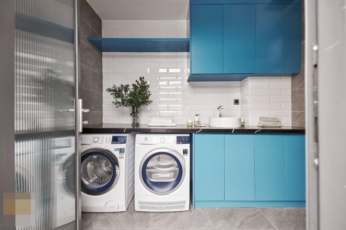 Ngôi nhà có bể bơi sát phòng khách mang resort vào không gian sống - Hình 41 Ngoi nha co be boi sat phong khach mang resort vao khong gian song-Hinh-41