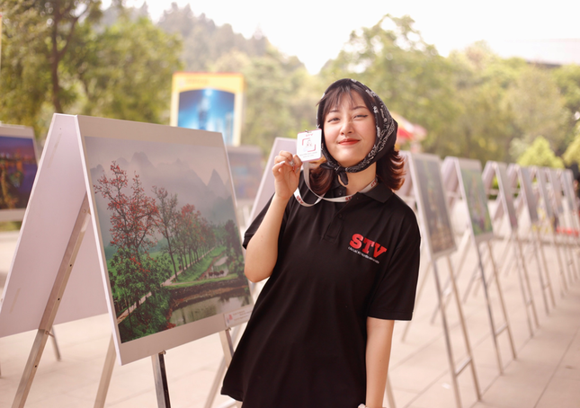 Mat hai nam de tim ra nganh hoc minh yeu thich, nu sinh co gang khong ngung nghi-Hinh-5