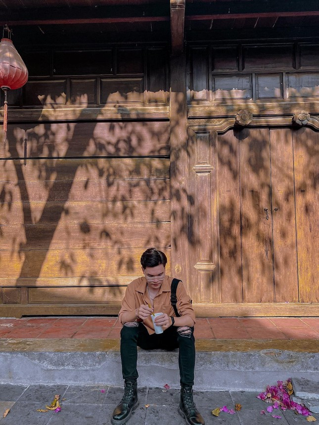 Gap go chang sinh vien dan toc Cao Lan voi niem dam me van hoa-Hinh-9