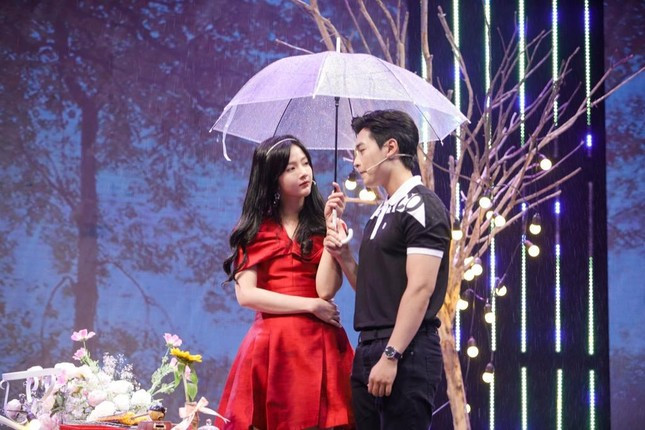 To tinh hoan my: “Hot girl anh the” khoc nuc no khi tu choi nam chinh-Hinh-3