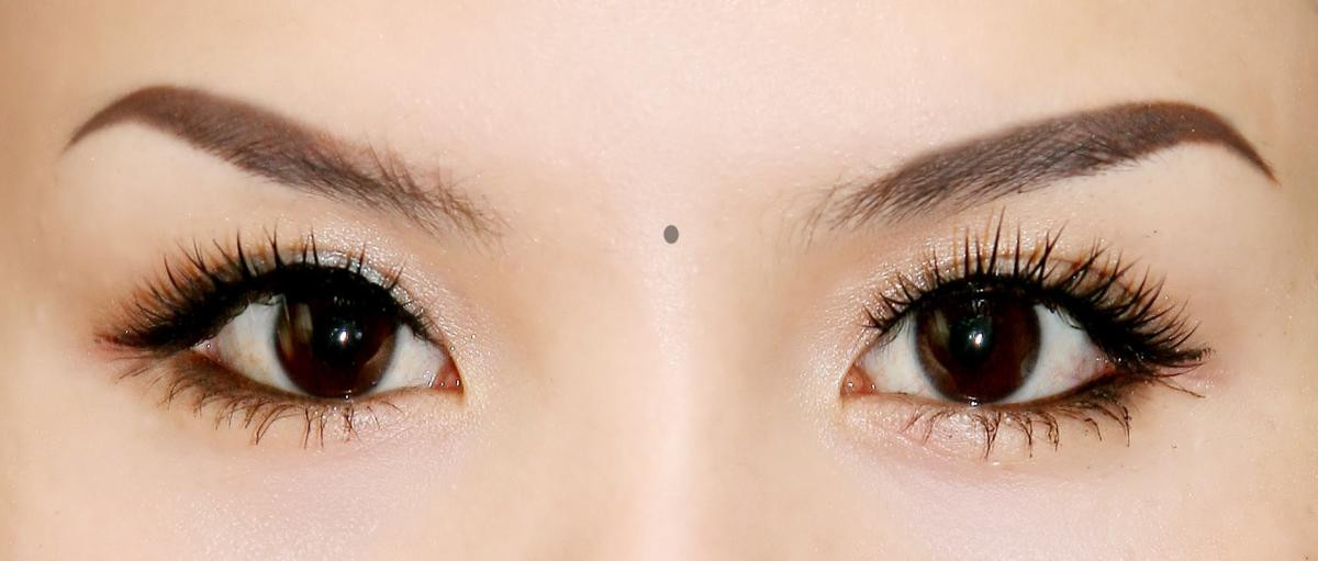 Nếu ở đây có nốt ruồi ác thì cuộc sống hôn nhân của người như vậy thường không được như ý, về nhiều mặt thường mang lại những bất tiện khác nhau cho cuộc sống của bạn sau khi kết hôn. 