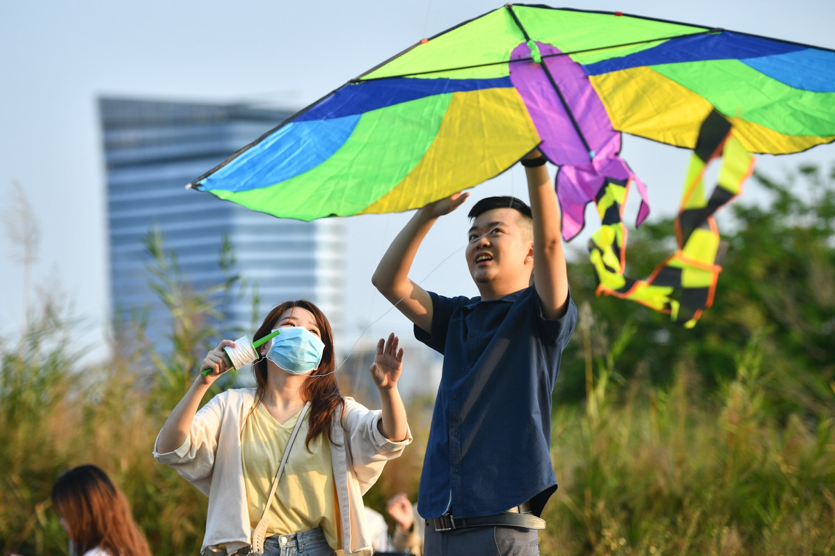 Tinh phi cung leo thang theo bao gia-Hinh-2