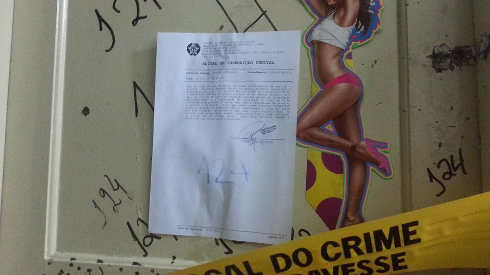 Lam tuong ve nganh cong nghiep tinh duc tai World Cup-Hinh-3