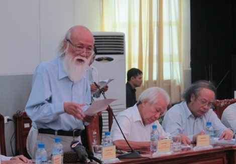 PGS Văn Như Cương: Không cần phải tổ chức một cuộc thi quốc gia rất nặng nề và căng thẳng như hiện nay.