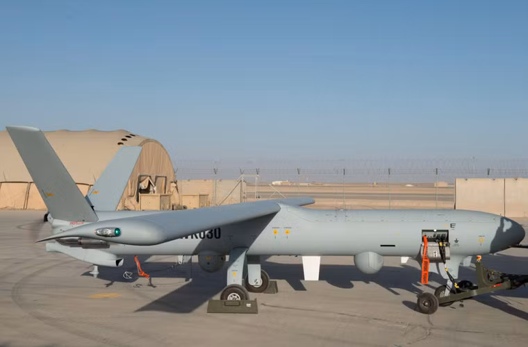 Khởi động thử nghiệm động cơ.