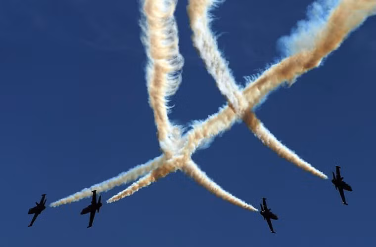 Các phi công lái L-39 đều là những người dày dạn kinh nghiệm trong Không quân, Hải quân Mỹ.