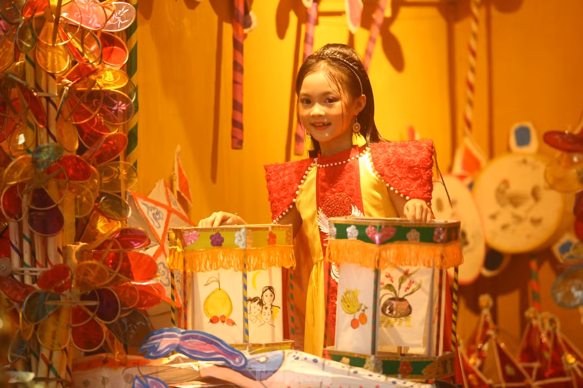 Tuoi tho 'ua ve' voi nhung mau den Trung thu co tu thoi 'ong ba anh'-Hinh-20