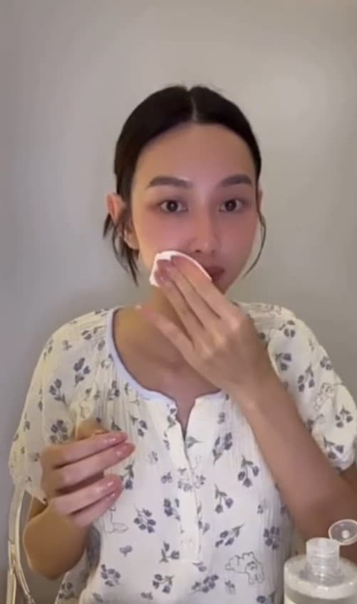 Bi don co bau, Thuy Tien phan ung sao khien dan tinh cuoi khong ngot?-Hinh-2