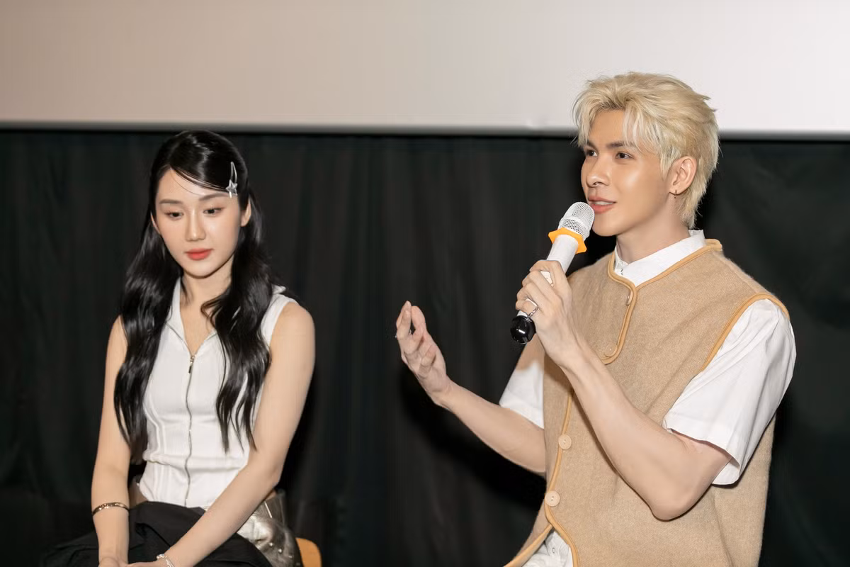 Mina Young - nu streamer noi tieng tro thanh ca si-Hinh-2