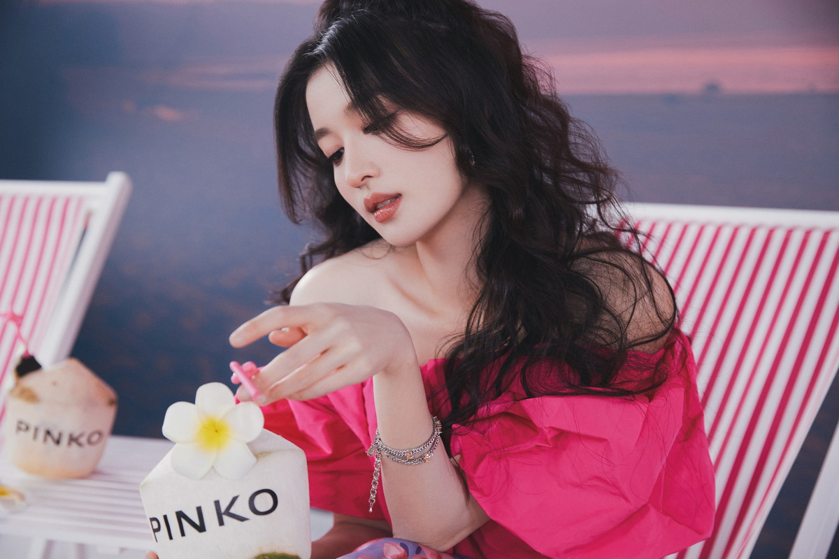 Nhan sac than tien ty ty the he moi-Hinh-6