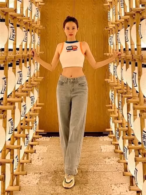 Hoi my nhan Viet so huu vong eo nho hon Ngoc Trinh-Hinh-15