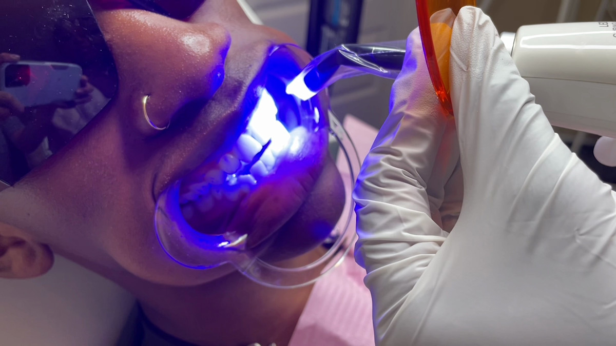 Bat chap nguy hiem de chay theo mot gan da quy vao rang tren TikTok-Hinh-2