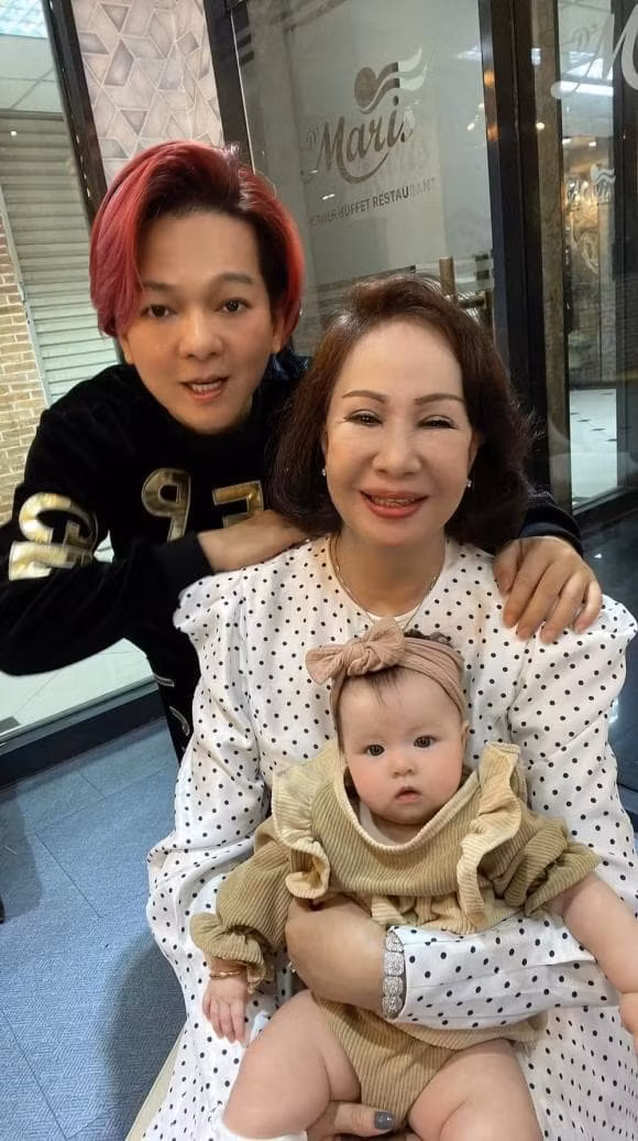 Vu Ha lau lam moi dang anh ben vo, cap doi lech tuoi Vbiz gio the nao?-Hinh-3